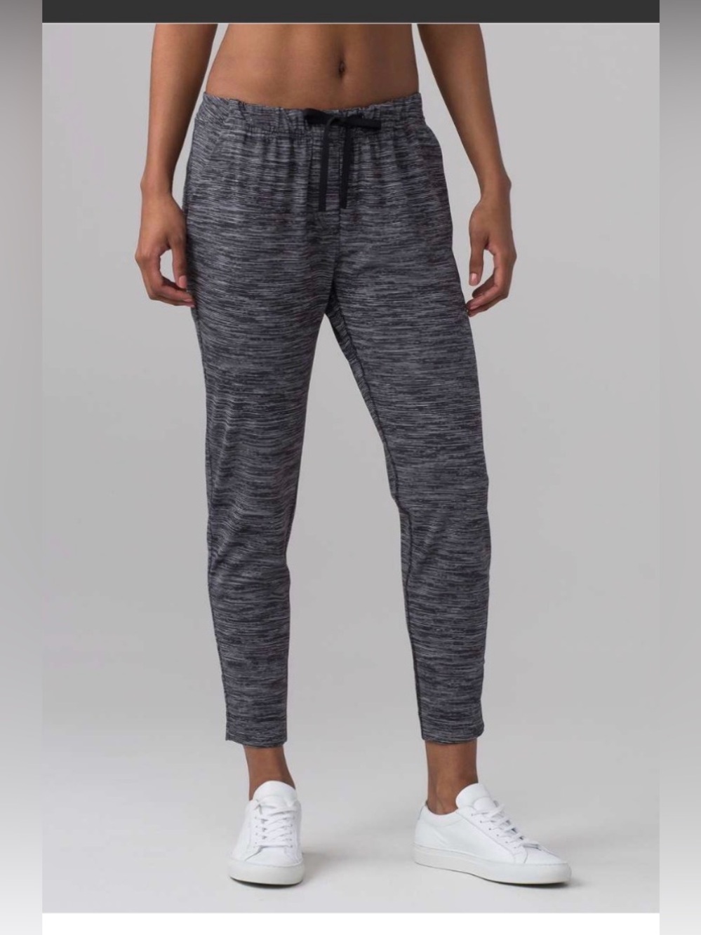 Lululemon Luxtreme Pants Sz 8 Black stripes - Picture 2 of 8